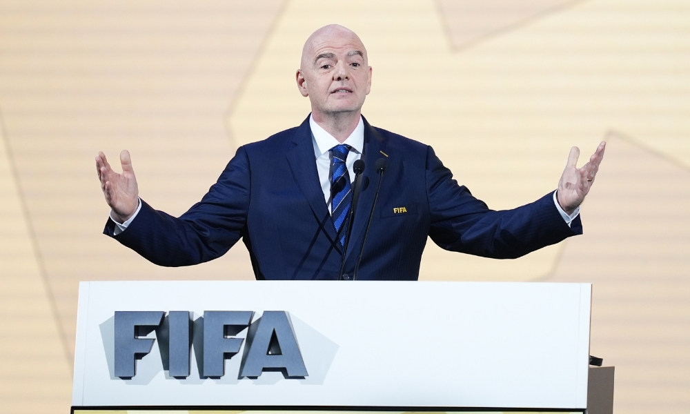 他不仅在进 他不仅在进